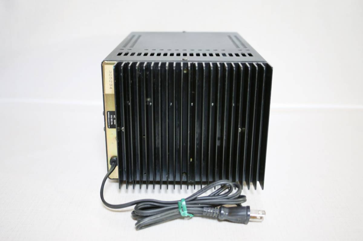DAIWA　ダイワ　DC安定化電源　PS-303XM　32A　1～15V可変　トランス式　静音　動作確認済み_画像4