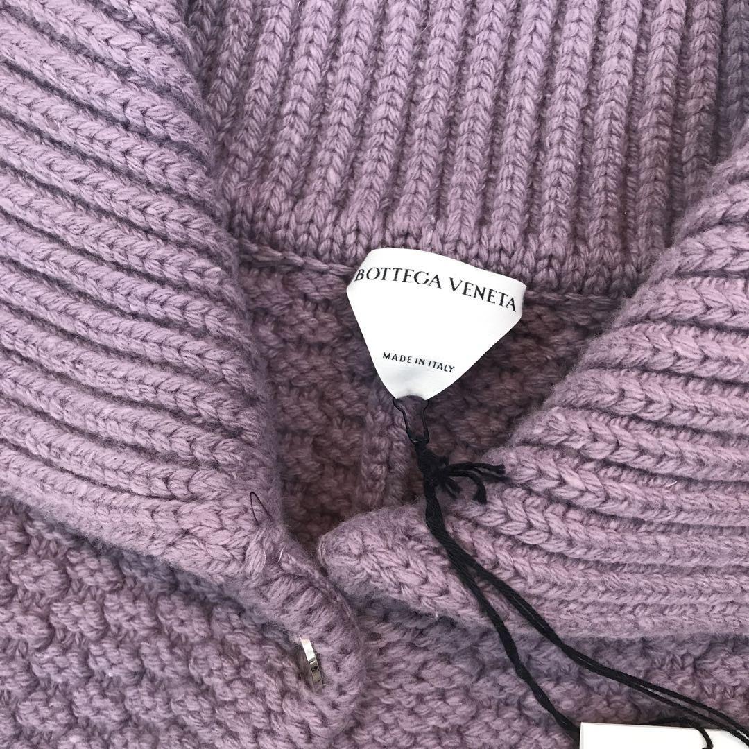 未使用品 BOTTEGA VENETA ニット コート ライラック Mサイズ 未使用品 BOTTEGA VENETA ニット コート ライラック Mサイズ