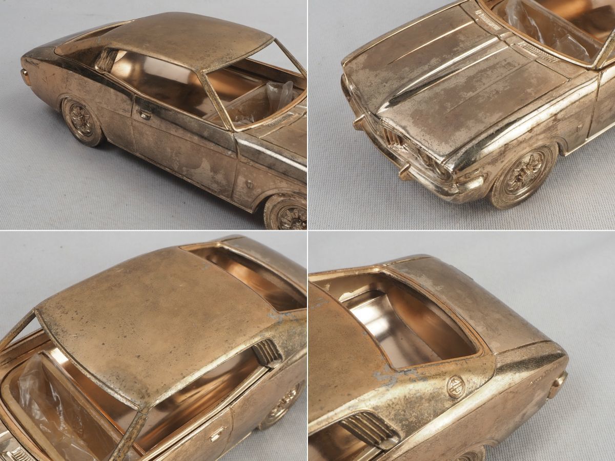 10T230613 MARKⅡ-L hardtop マークⅡ 金属製 金色 車型 灰皿 アッシュトレイ アンティーク 全長22cm 重量1049g_画像9