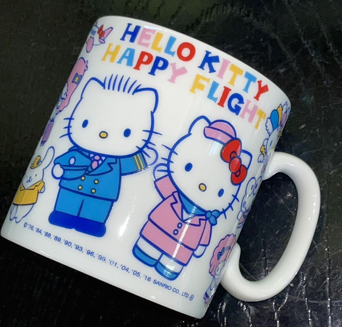 2016 ◆SANRIOサンリオ◆Hallo Kitty カップ◆ レア サンリオキティ マグカップ 歴代の キャラクター 未使用_画像1