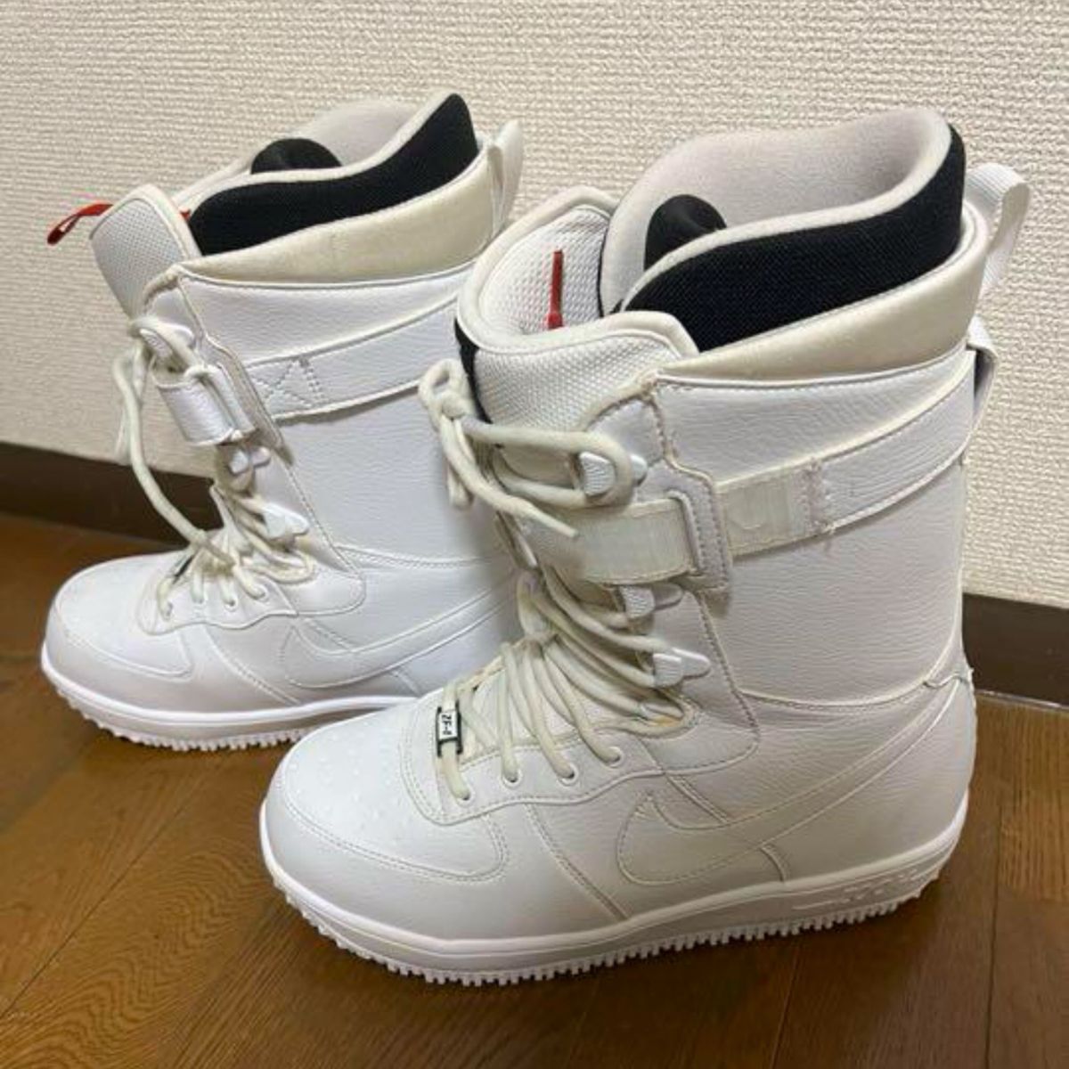 NIKE スノーボード ブーツ エアフォース 白 ZOOM FORCE 1 NIKE スノーボード ブーツ エアフォース 白 ZOOM FORCE 1