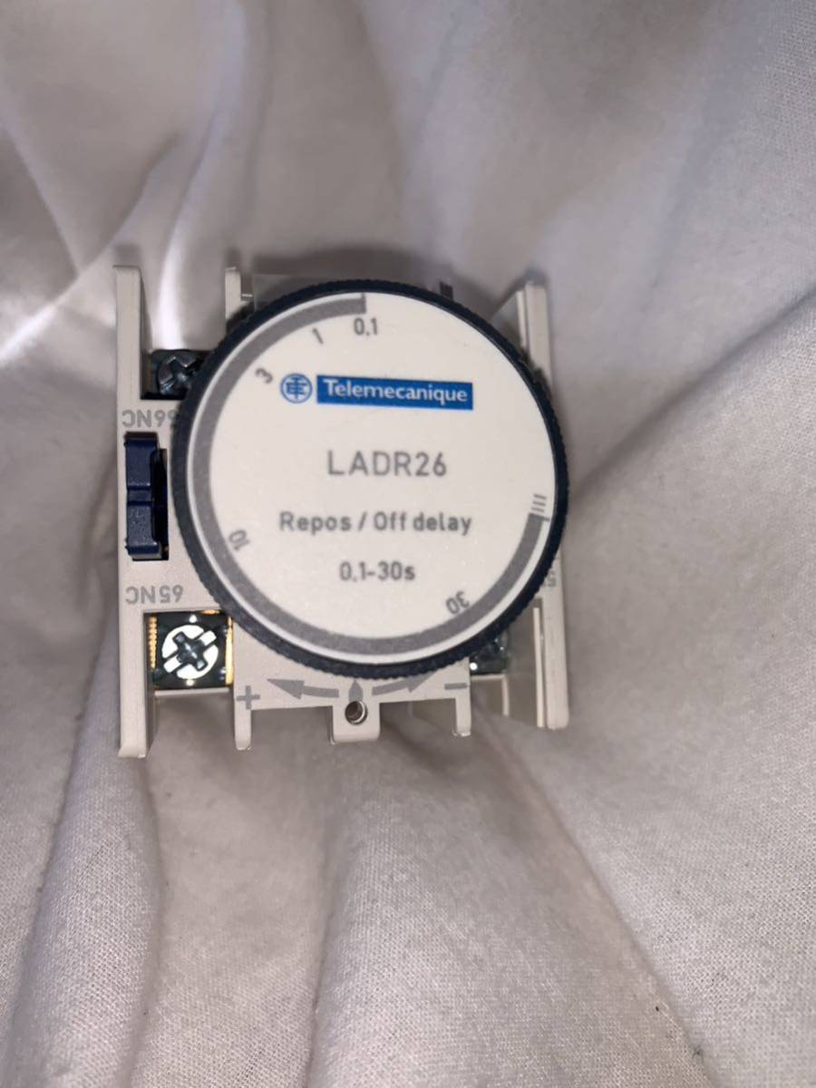 SCHNEIDER ELECTRIC LADR26 接触器 時間遅延 補助接触ブロック