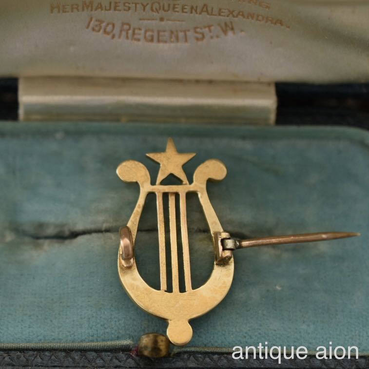  Britain antique 19 century latter term Victoria morning era 9 gold natural si-do pearl harp. brooch 