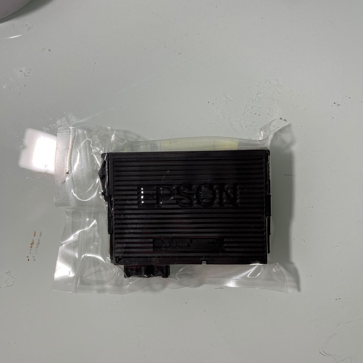 EPSONの ICY69  イエローのインクカートリッジです。プリンター故障により不要となりご購入検討よろしくお願いします！