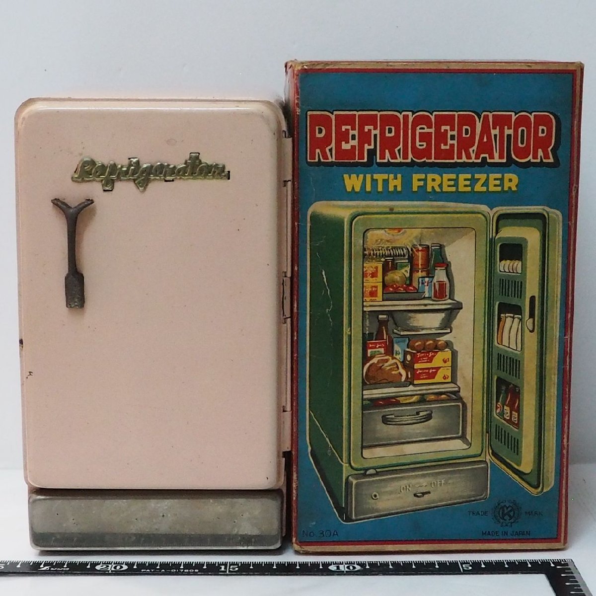  circle . toy [REFRIGERATOR with FREEZER freezing refrigerator ] tin plate made playing house toy TIN TOY Showa Retro #MK[ box attaching ]0792