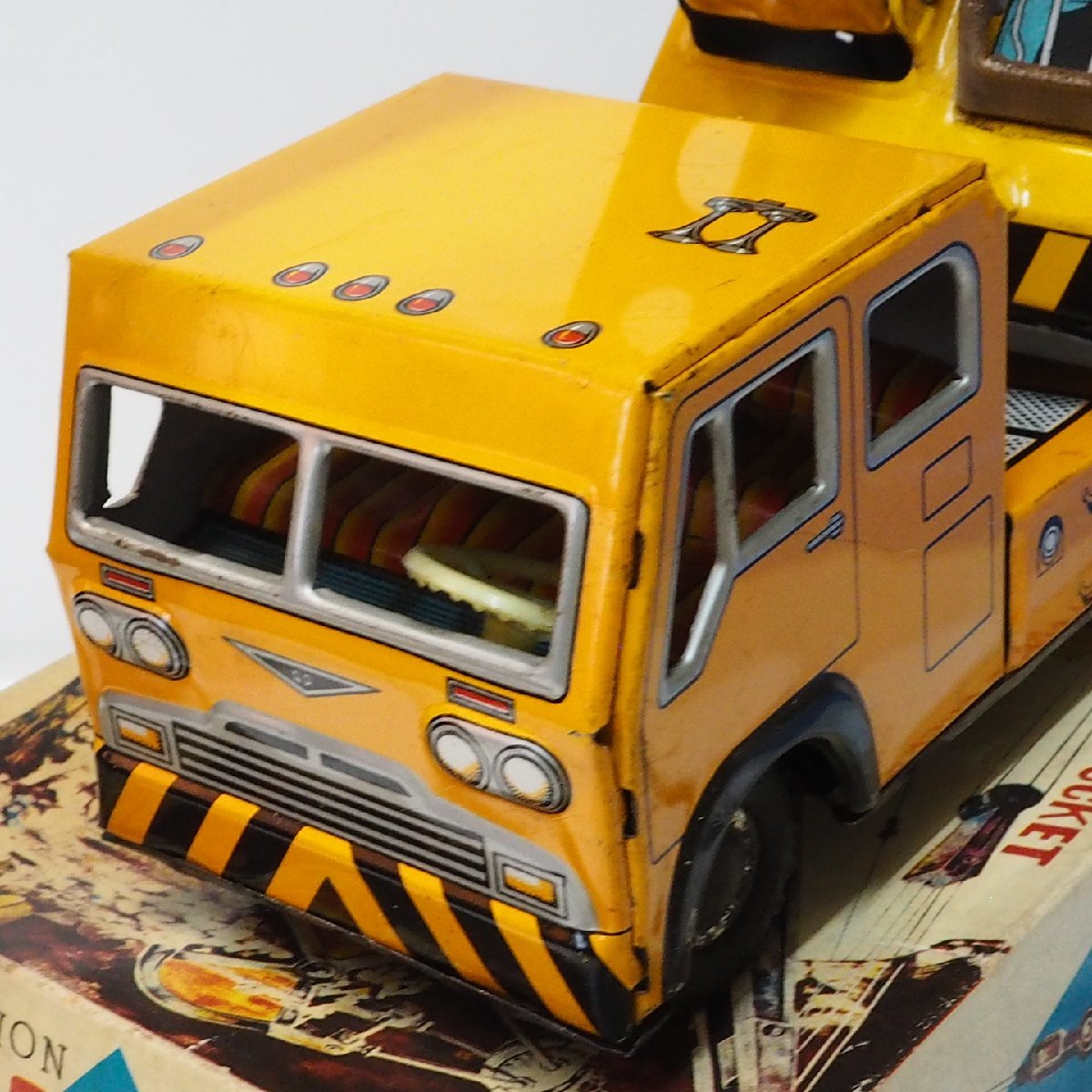 DAIYA【POWER CRANE TRUCK WITH SCOOP BUCKET パワークレーン トラック動作確認済】フリクション ブリキTIN TOYダイヤ寺井商店【箱付】0830_画像5