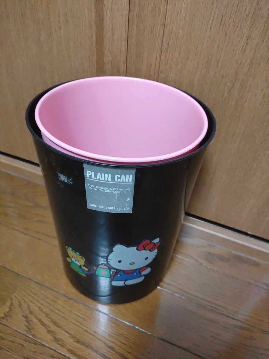 サンリオ ハローキティ ゴミ箱 2個セット 平成サンリオ レトロ サンリオ ハローキティ ゴミ箱 2個セット 平成サンリオ レトロ