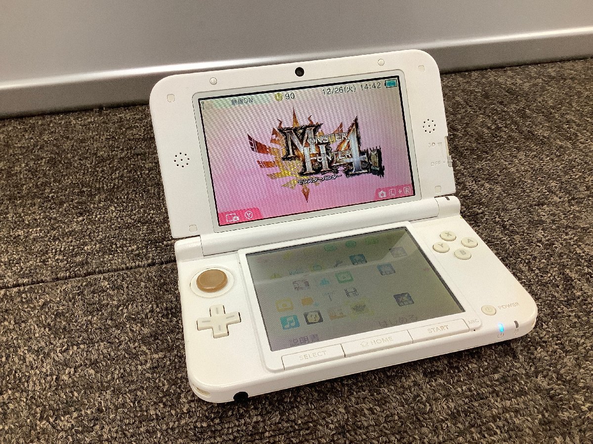 3DS LL　任天堂　Nintendo SPR-S-JPN-C0 ホワイト ニンテンドー ゲーム機器　DS　妖怪ウォッチ_画像4