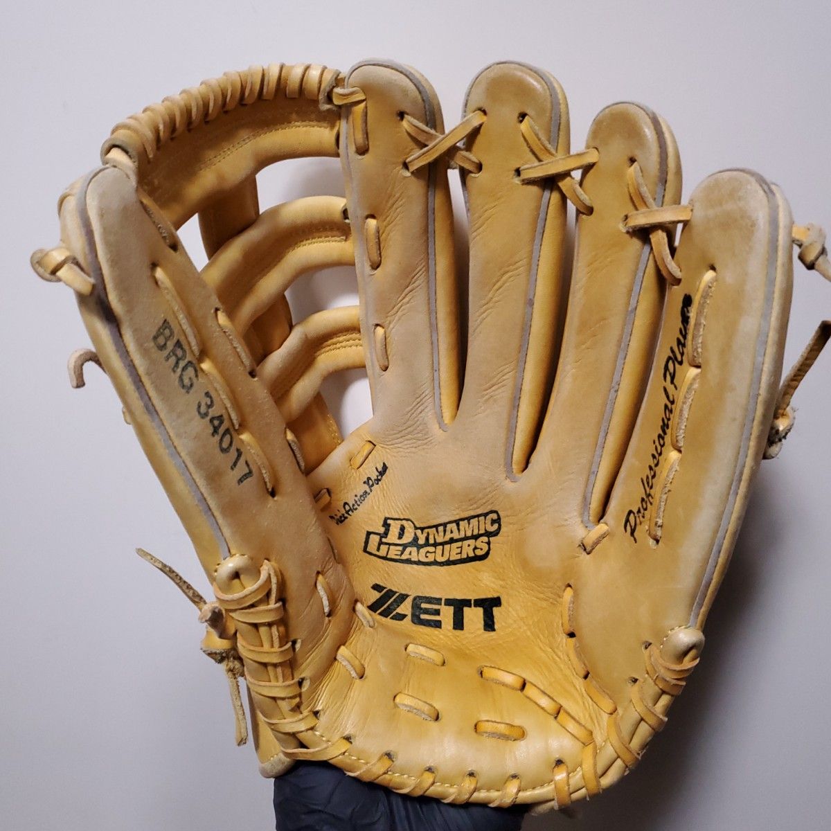ZETT 一般軟式 外野手用グラブ ゼット 亀山努モデル 日本製 Z ZETT 一般軟式 外野手用グラブ ゼット 亀山努モデル 日本製 Z
