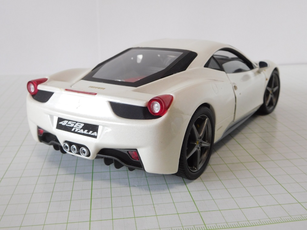 ◎HWエリート1/18　フェラーリ　458　イタリア　　ホワイトP　アロンソ仕様_画像6