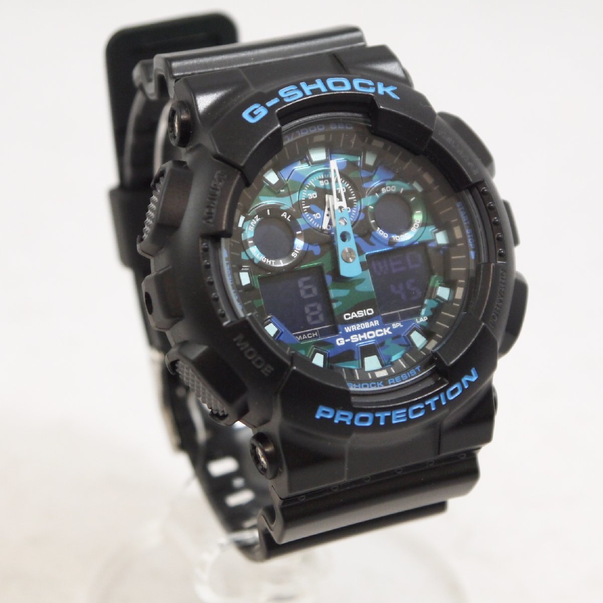 USED品・保管品 CASIO カシオ G-SHOCK GA-100CB-1AJF クォーツ デジアナ 腕時計 ブラック×ブルー 迷彩_画像4