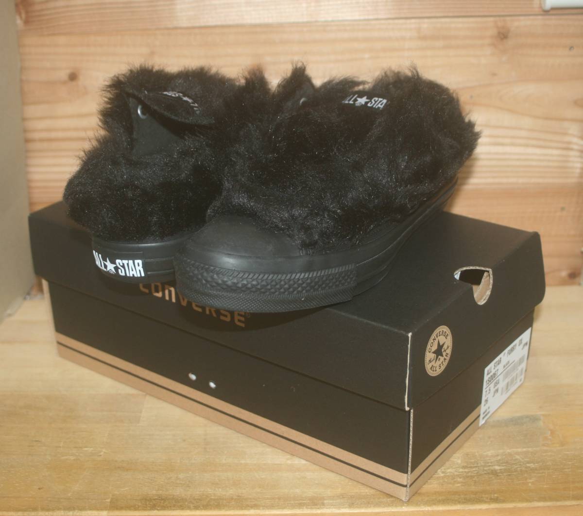 送料無料/新品☆ 素材アレンジモデル CONVERSE ALL STAR FURRY OX (コンバース)_画像1