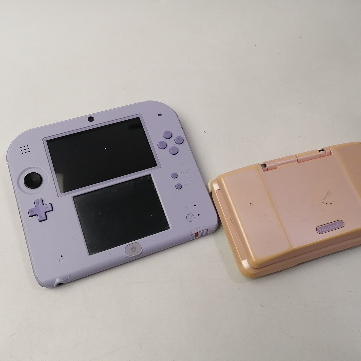 片付け案件 ジャンク品 ニンテンドー 2DS DS ２個セット _画像3