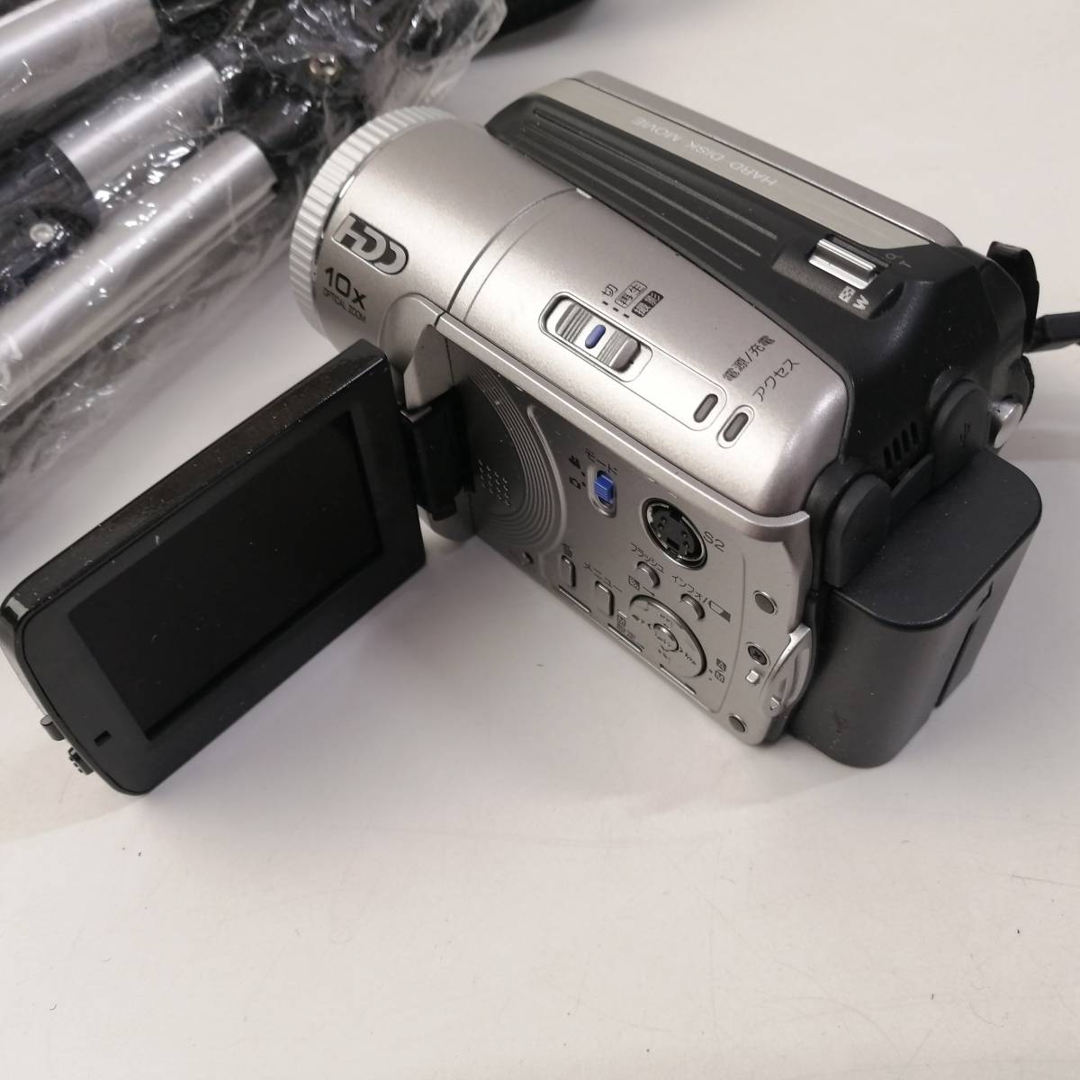 遺品整理品 動作未確認 ジャンク GZ-MG70 Victor ビクター ハードディスクムービー GZ-MG70 デジタルビデオカメラ_画像1