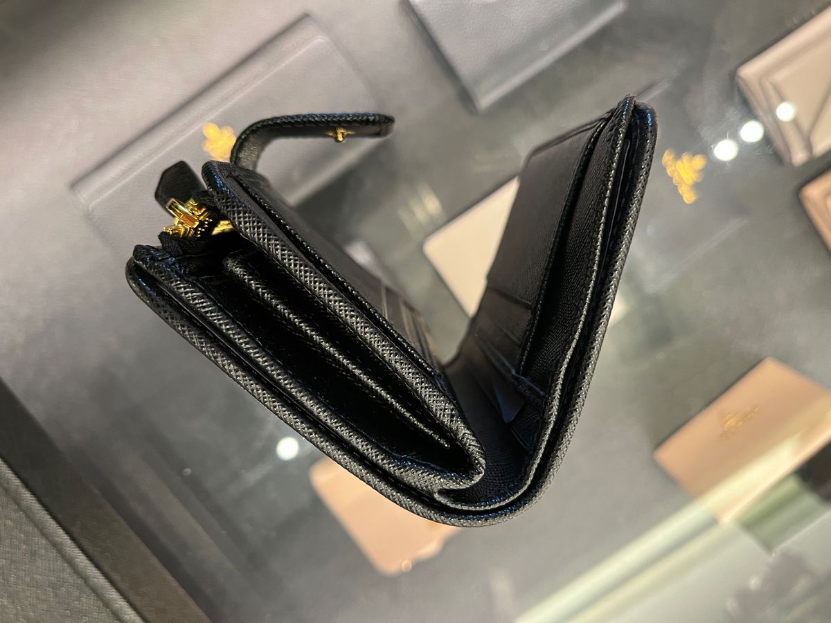 PRADA折り財布 サフィアーノ×ナイロンプラダ 折り財布&コイン PRADA折り財布 サフィアーノ×ナイロンプラダ 折り財布&コイン