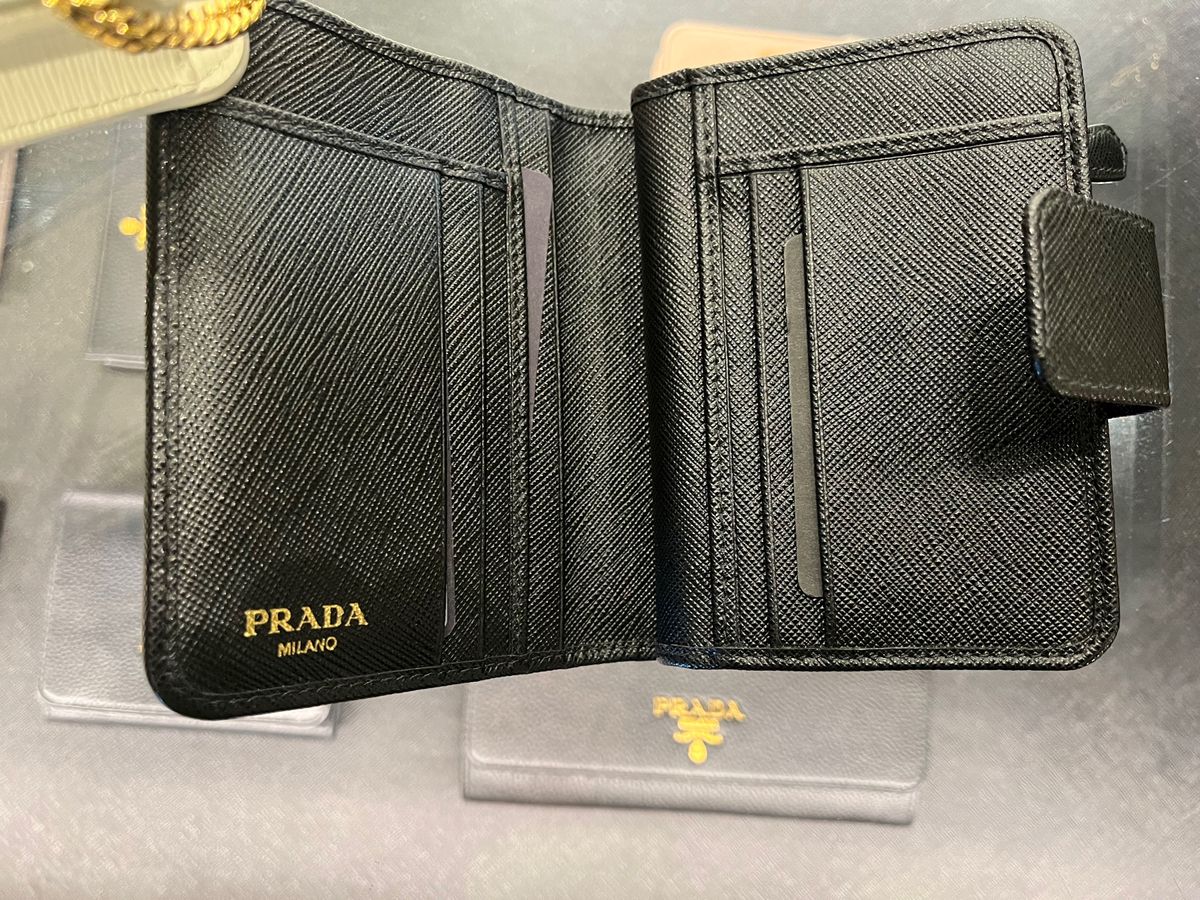 PRADA折り財布 サフィアーノ×ナイロンプラダ 折り財布&コイン PRADA折り財布 サフィアーノ×ナイロンプラダ 折り財布&コイン