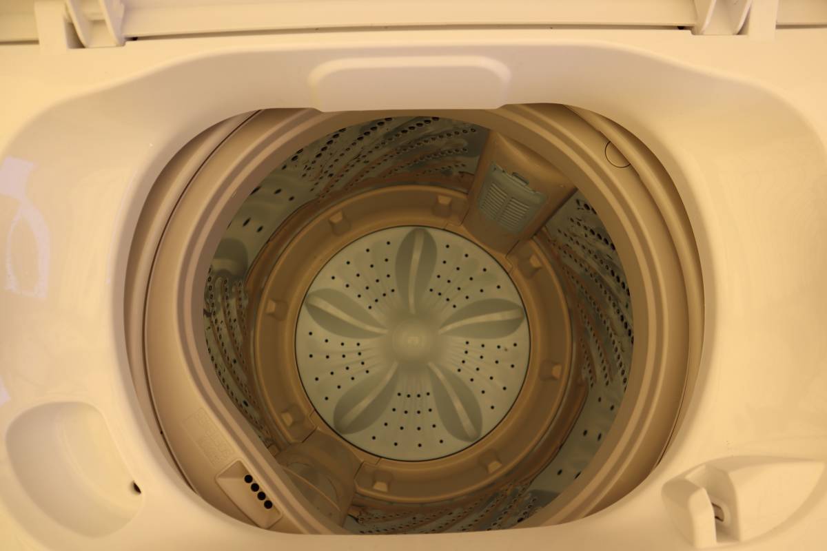 No18. Y 良品 Hisense HW-K55E 全自動電気洗濯機 洗濯容量5.5kg 2022年製 家電 洗濯機 ハイセンス(Size 210)_画像5