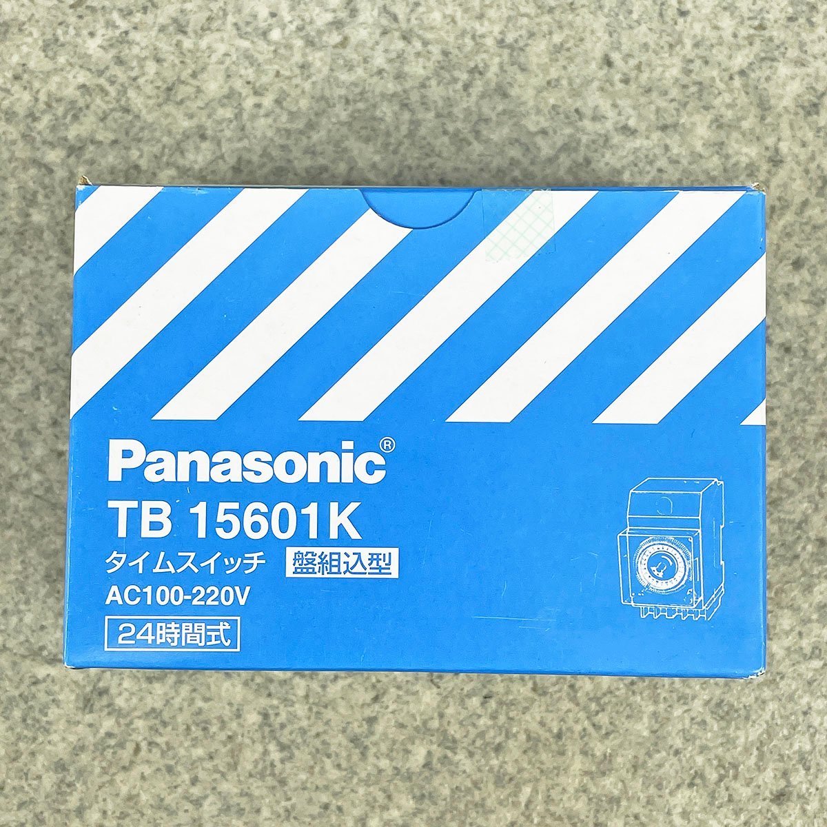 未開封 未使用品 Panasonic パナソニック 24時間式 タイムスイッチ 盤組込型 TB15601K AC100-220V [R12220]_画像1