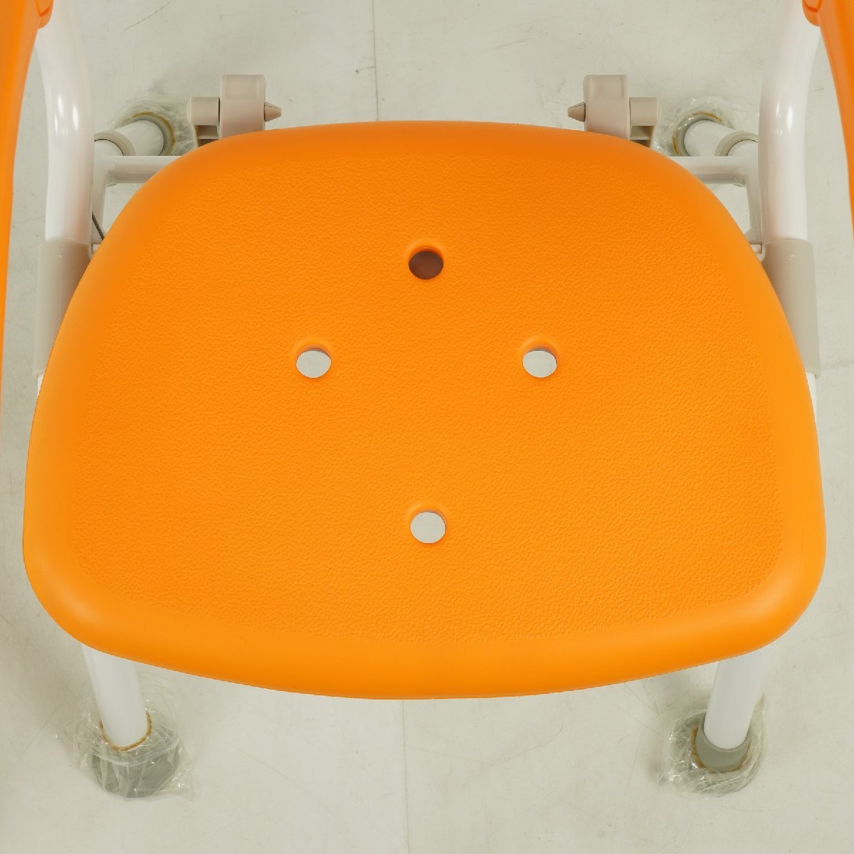 Panasonic シャワーチェア・浴槽台セット/ミドルＳＰワンタッチおりたたみN:PN-L41821 Dオレンジ 背もたれ・ひじかけタイプ [F6027]_画像6