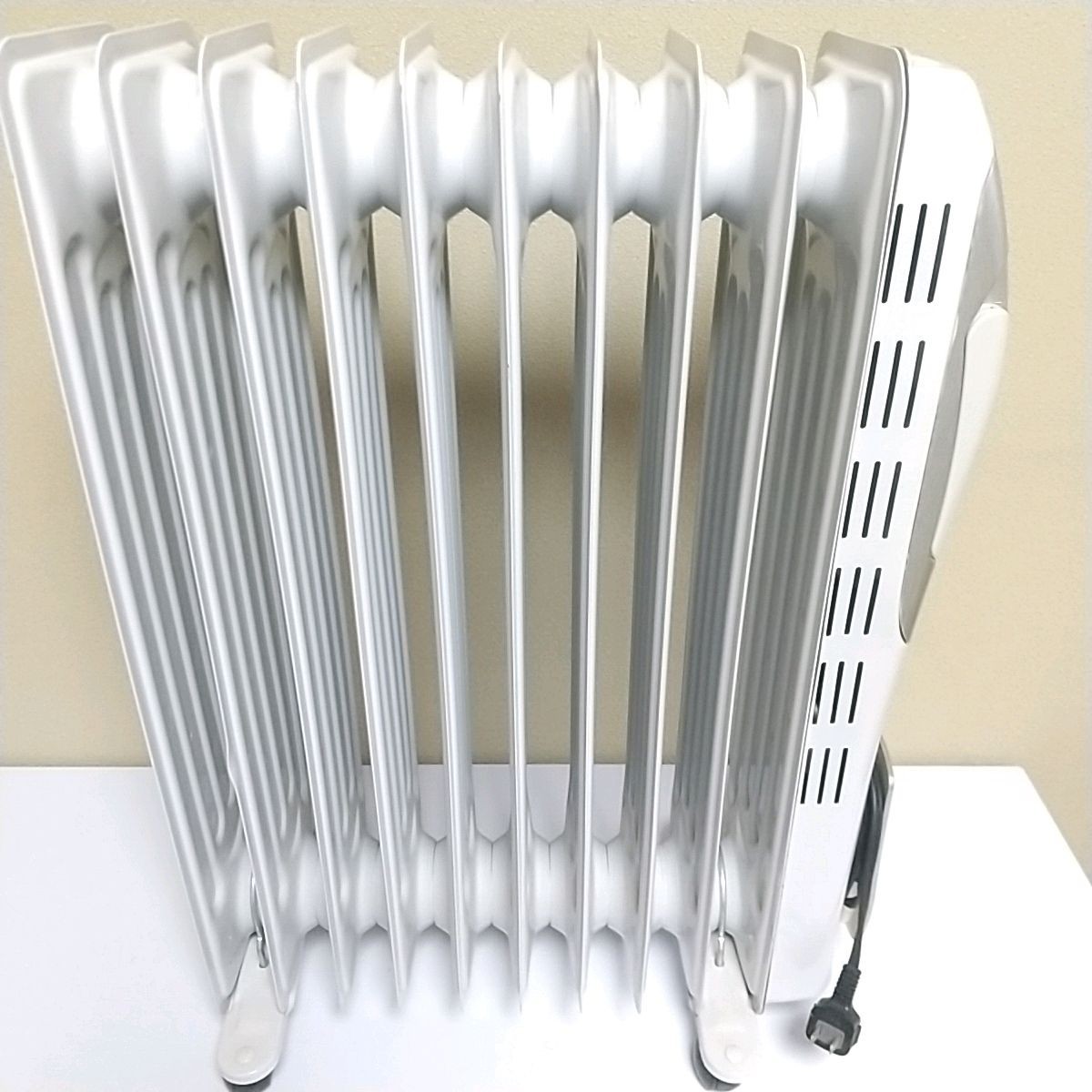 kaz オイルヒーター KQ131H フィン10枚 1300w 電気 送料込 kaz オイルヒーター KQ131H フィン10枚 1300w 電気 送料込