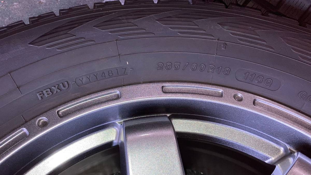 ランクル 200 中古スタッドレスタイヤ　ホイール４本セット　１８インチ　265/60R18　アイスガード　G075_画像6