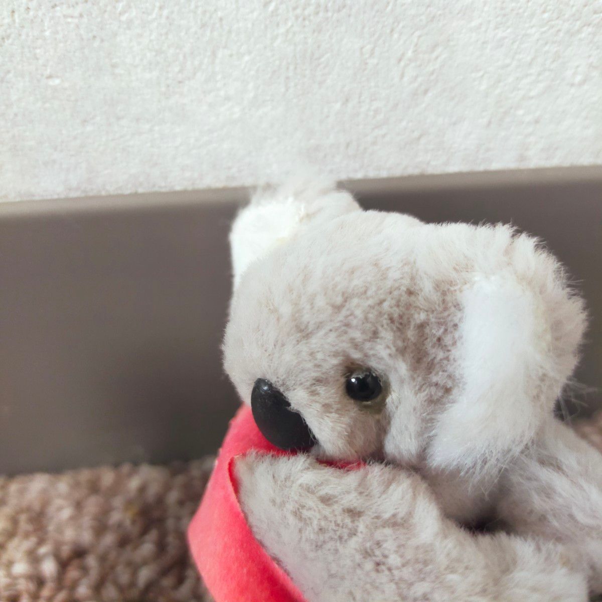 コアラ　抱きつき　 ぬいぐるみ　 人形　オーストラリア　グレー　ふわふわ　手のひらサイズ
