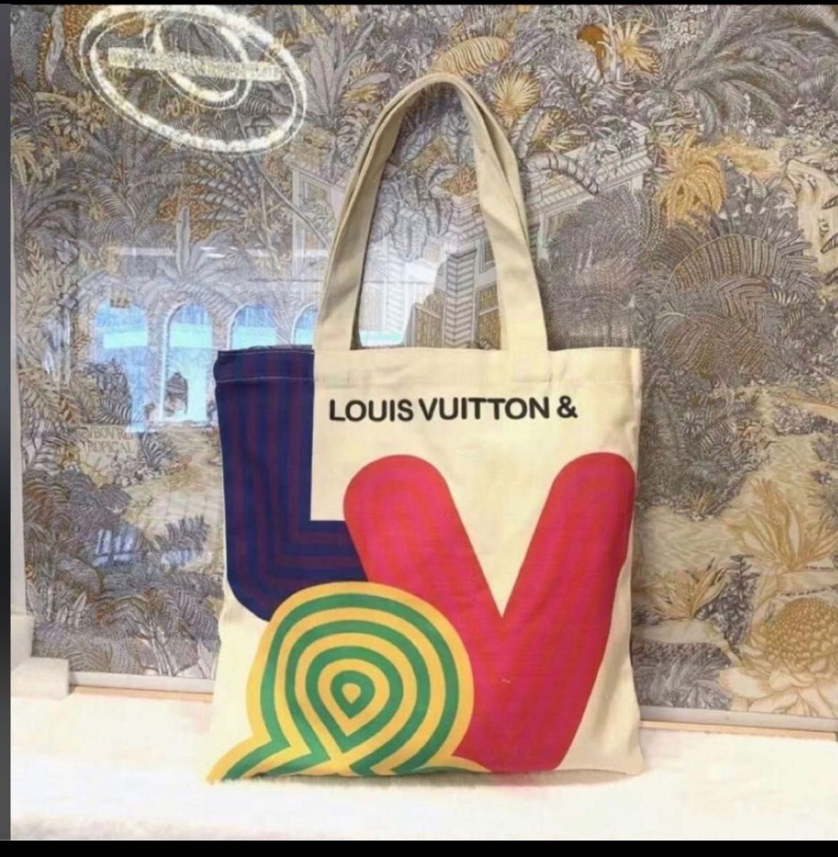 LV トートバッグ 年度展示会ノベルティ　限定非売品　丈夫なカンバス　カンバス　沢山入る