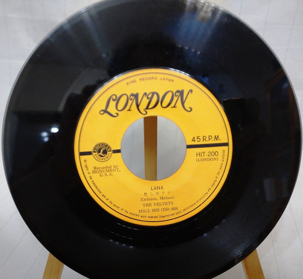EP盤レコード(45RPM) THE VELVETS ザ・ヴェルヴェッツ「愛しのラナ」HIT-200 [LONDON]_画像2