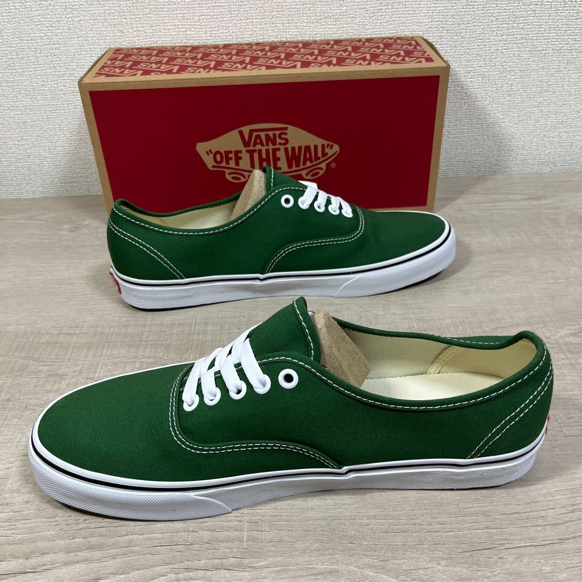 1円スタート売切り 新品未使用 VANS バンズ スニーカー AUTHENTIC オーセンティック グリーン ホワイト 28.5cm USA企画 完売品 ERA SK8_画像4