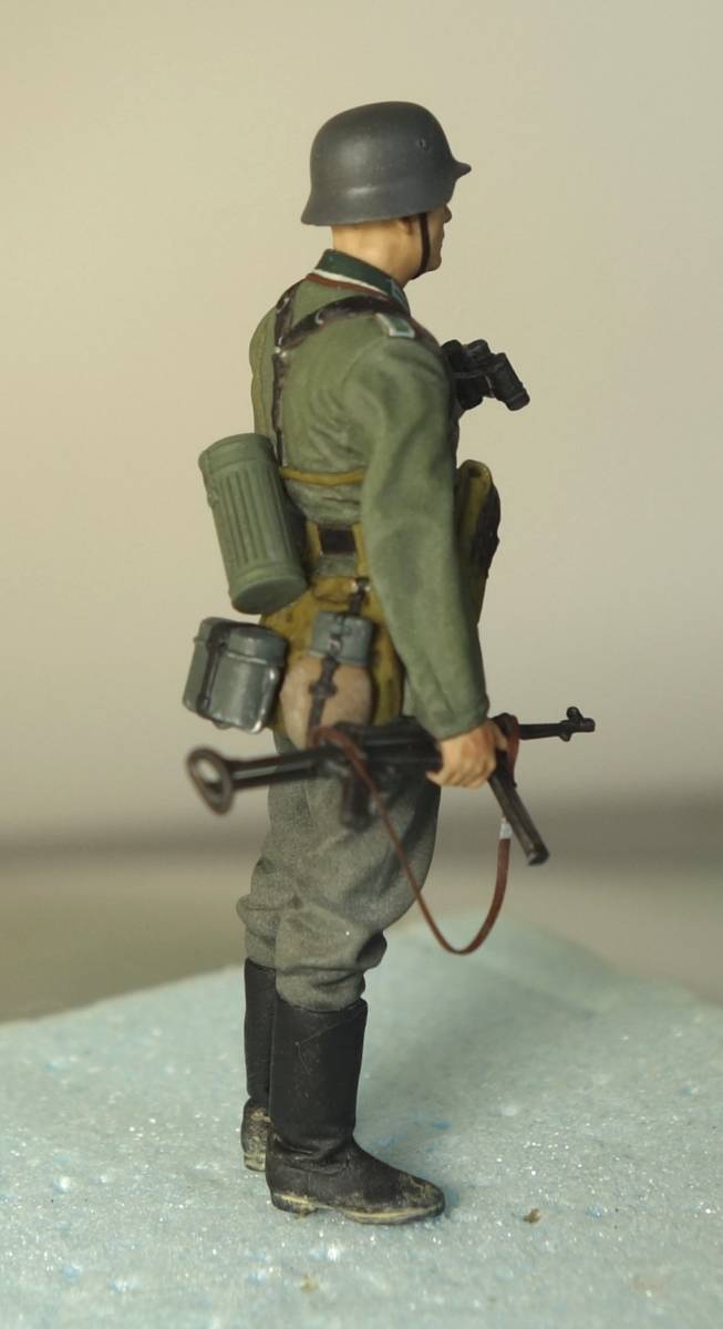  Tamiya MM 1/35 Germany country . army under ..1 body [21] assembly has painted final product 1:35 German Wehrmacht NCO, Painted finished.