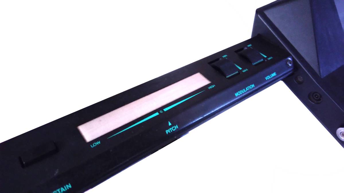 送料本文 YAMAHA KX5 生産完了品 外部音源をMIDI演奏 ショルダー キーボード MIDI出力確認 ヤマハ KEYBOARD コントローラー ブラック 黒_画像6