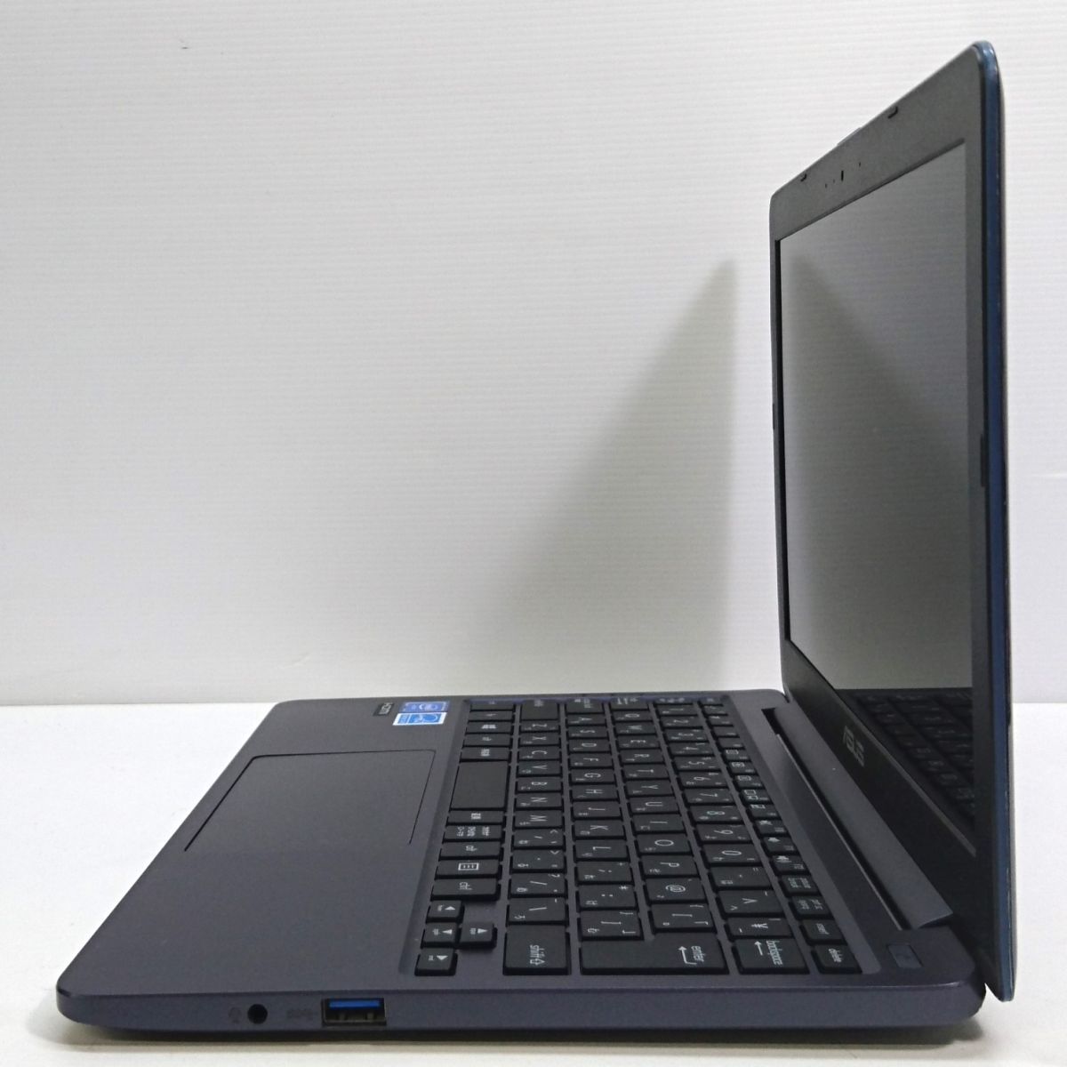 ASUS 11.6インチ VivoBook X207N Win10/Celeron N3350 [M7540]_画像3