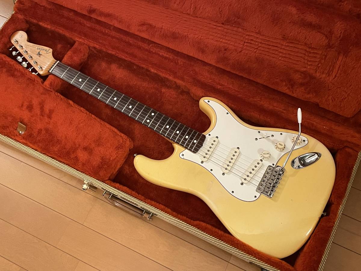 1986年製 Fender American Vintage '62 Stratocaster ストラトキャスター V01シリアル