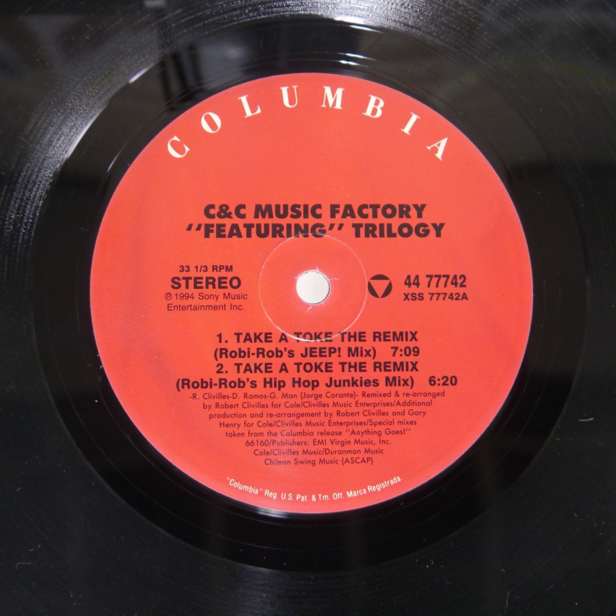 C + C MUSIC FACTORY/TAKE A TOKE (THE REMIX)/COLUMBIA 4477742 12_画像2