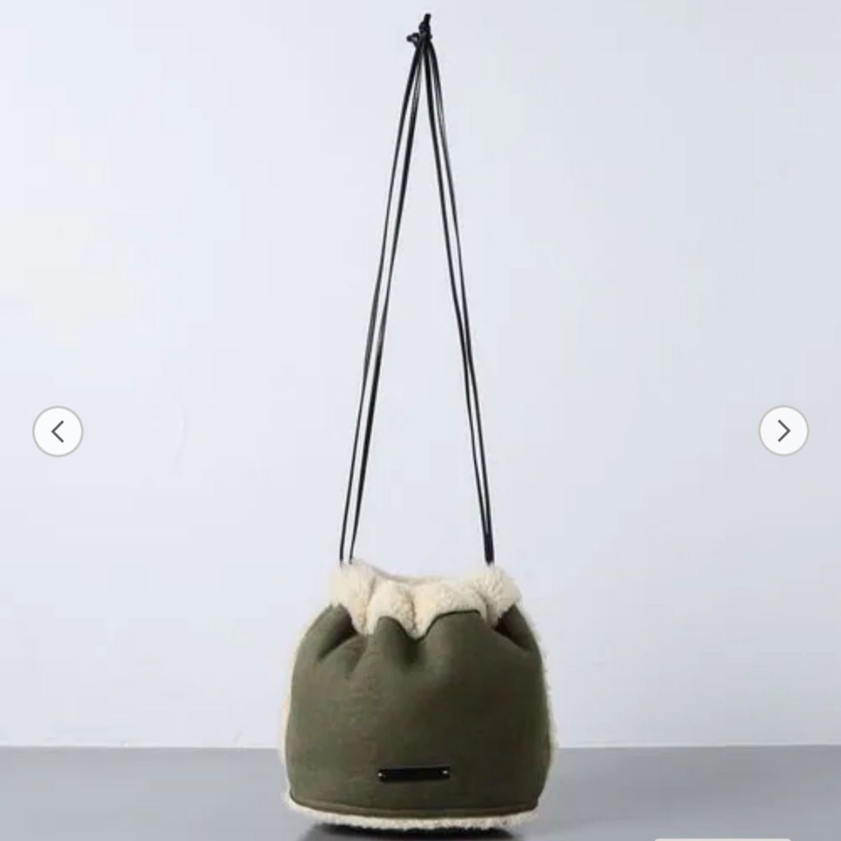 【新品】BLAMINK ブラミンク ムートンバッグ 定価88,000円 ショルダーバッグ ハンドバッグ