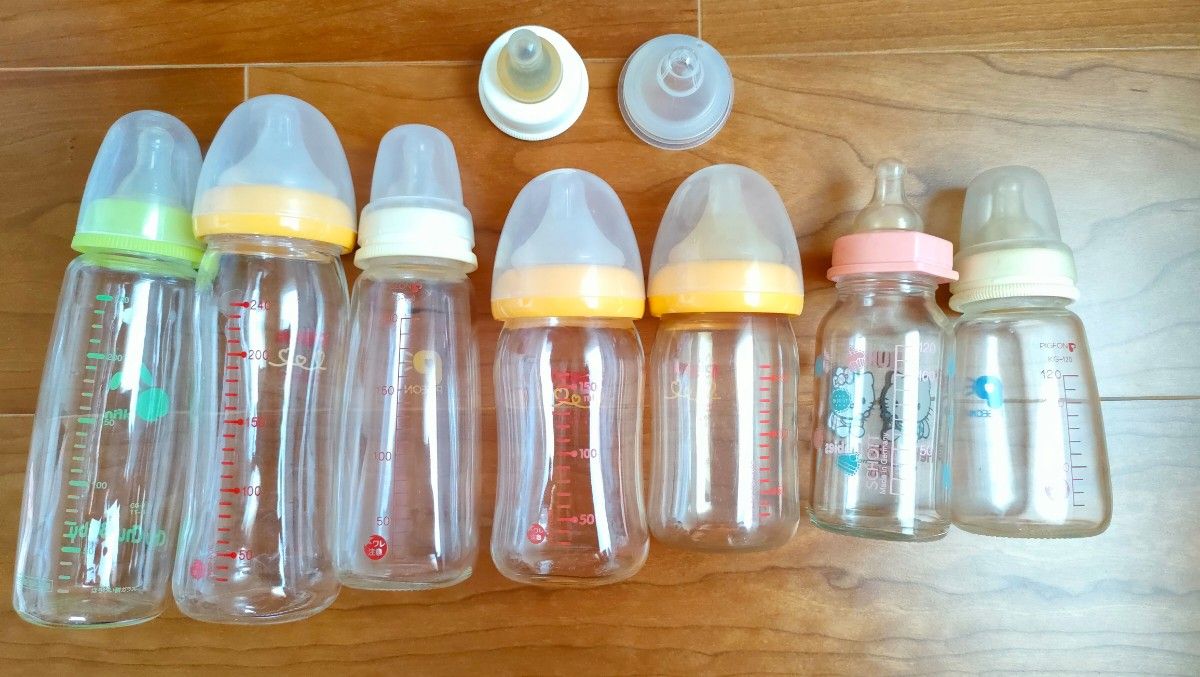 ピジョン Pigeon ガラス哺乳瓶　手動さく乳器　電子レンジ消毒ケース　母乳パッド　赤ちゃんの爪切りやすり　出産授乳セット