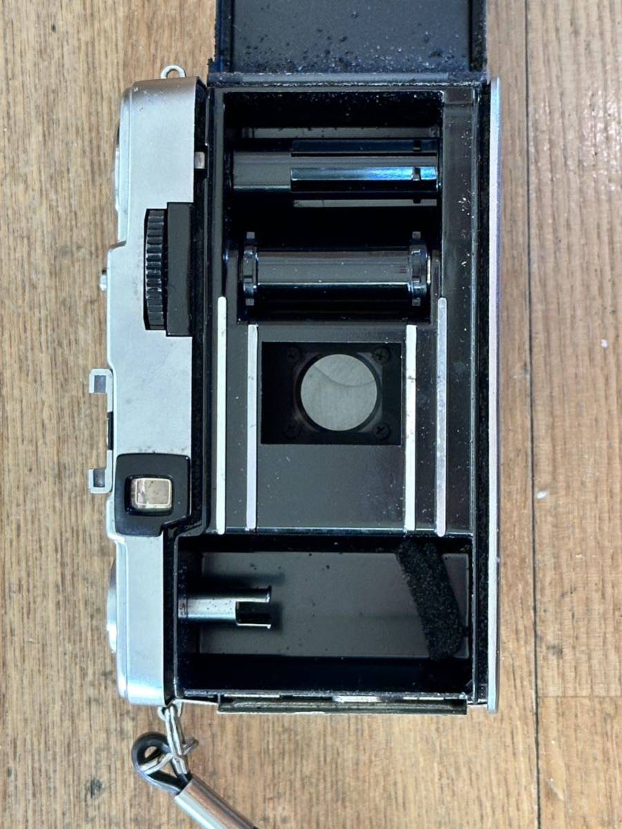 （y） フィルムカメラ OLYMPUS PEN EES-2 中古品_画像7