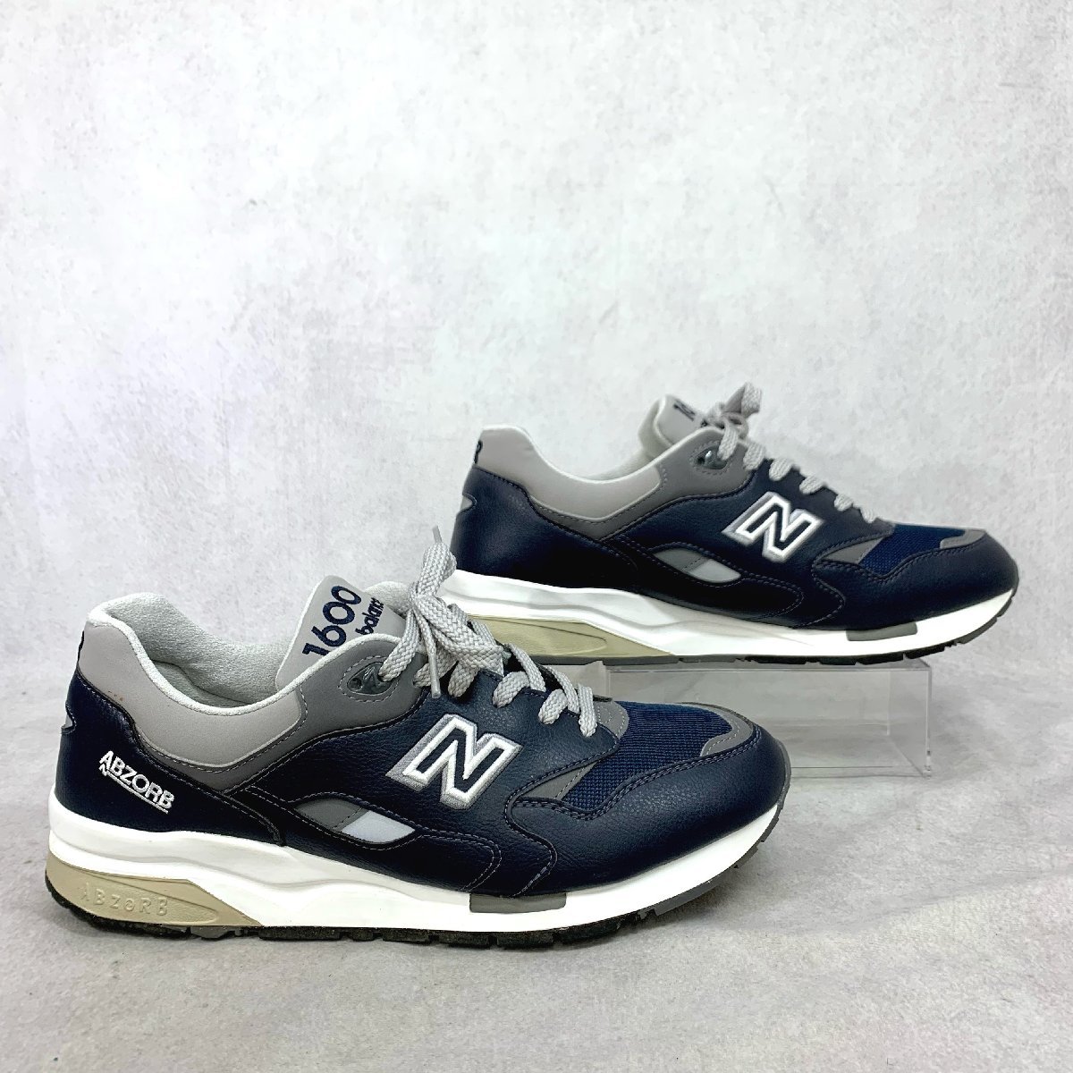 極美品 New Balance ニューバランス CM1600LV ABZORB ローカット スニーカー ランニング シューズ 28cm ネイビー メンズ 靴_画像3