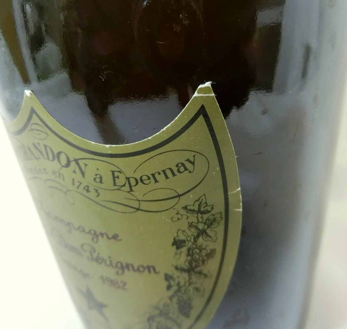1000円スタート 酒 Champagne Dom Perignon vintage 1982年 750ml 12.5％ シャンパーニュ ドンペリ 果実酒 未開栓 12 お酒⑭537_画像9