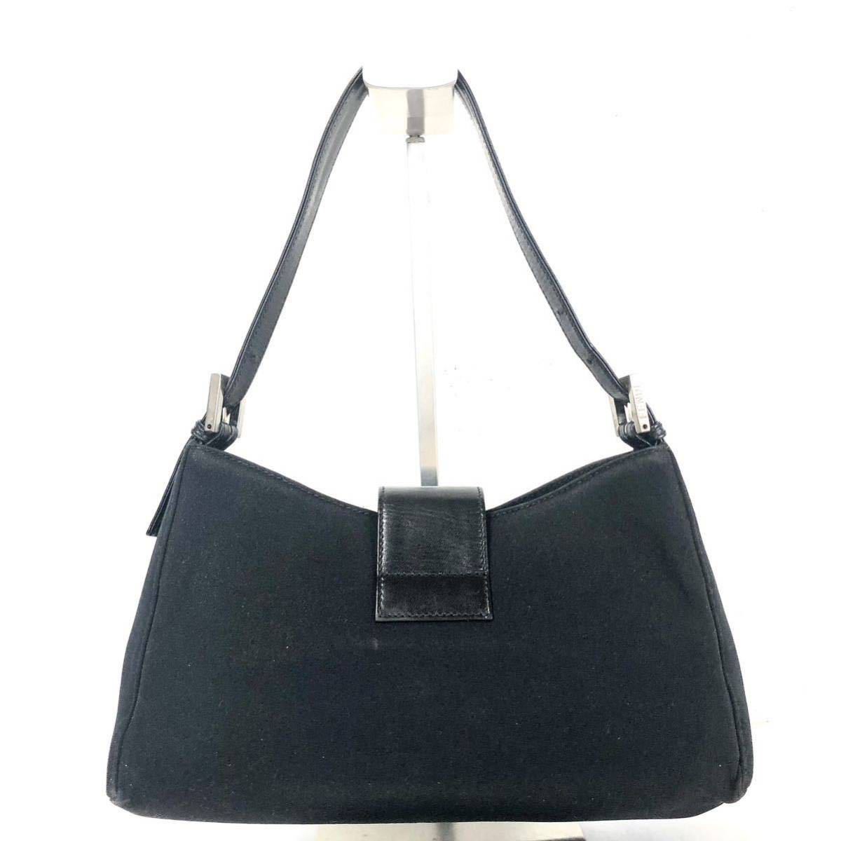 美品 希少 FENDI フェンディ マンマバケット ハンドバッグ 美品 希少 FENDI フェンディ マンマバケット ハンドバッグ