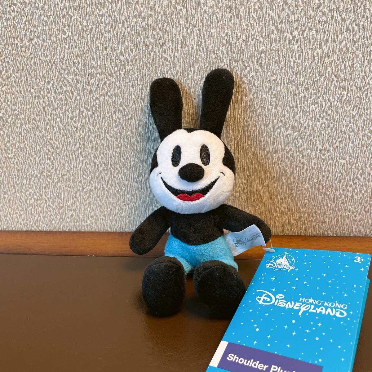 正規品 香港ディズニーランド 肩のせ ぬいぐるみ マグネット 正規品 香港ディズニーランド 肩のせ ぬいぐるみ マグネット