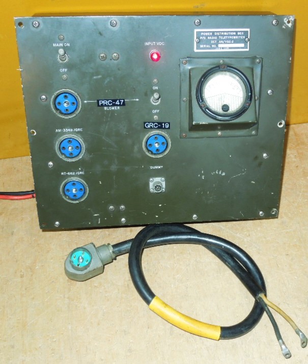 28VDC電源の分配器、長年通信用シェルターで使っていました、テスト済み。_画像1