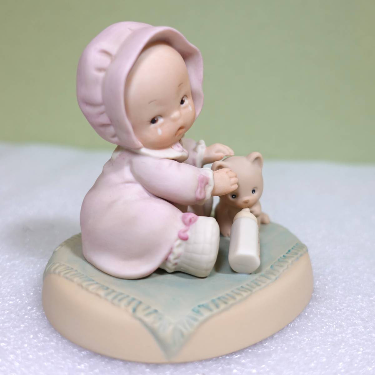 ◆エネスコ社 ◆Enescoマーベル ルーシー アトウェル 陶器人形 ◆メモリーズオブイエスタディ#523232 アトウェル人形◆置物◆赤ちゃんの画像3