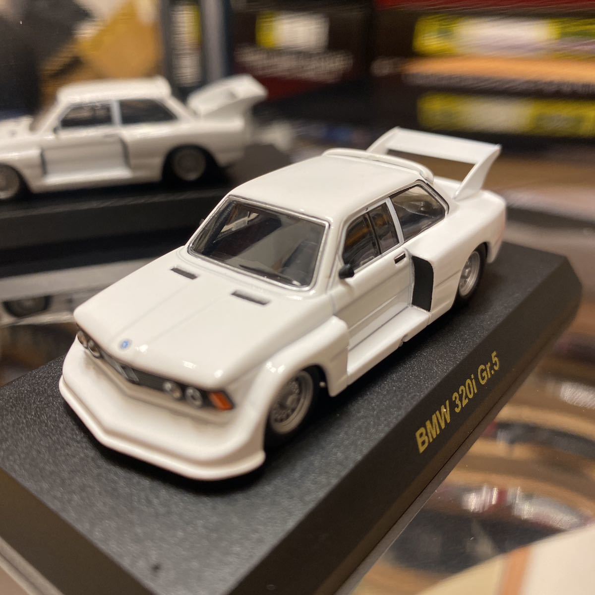 残り僅か　1/64 京商 サンクス　BMW & MINI 320i Gr.5 白　ホワイト_画像1