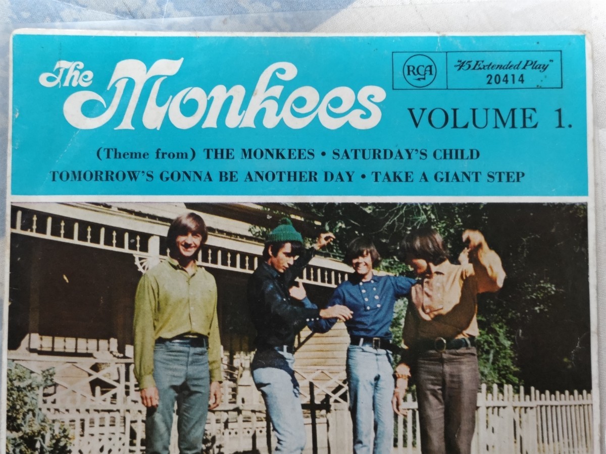 【EP】「ザ・モンキーズ」THE MONKEES ”モンキーズのテーマ／サタデイズ・チャイルド／明日の太陽／希望を胸に“4曲入　オーストラリア盤_画像2