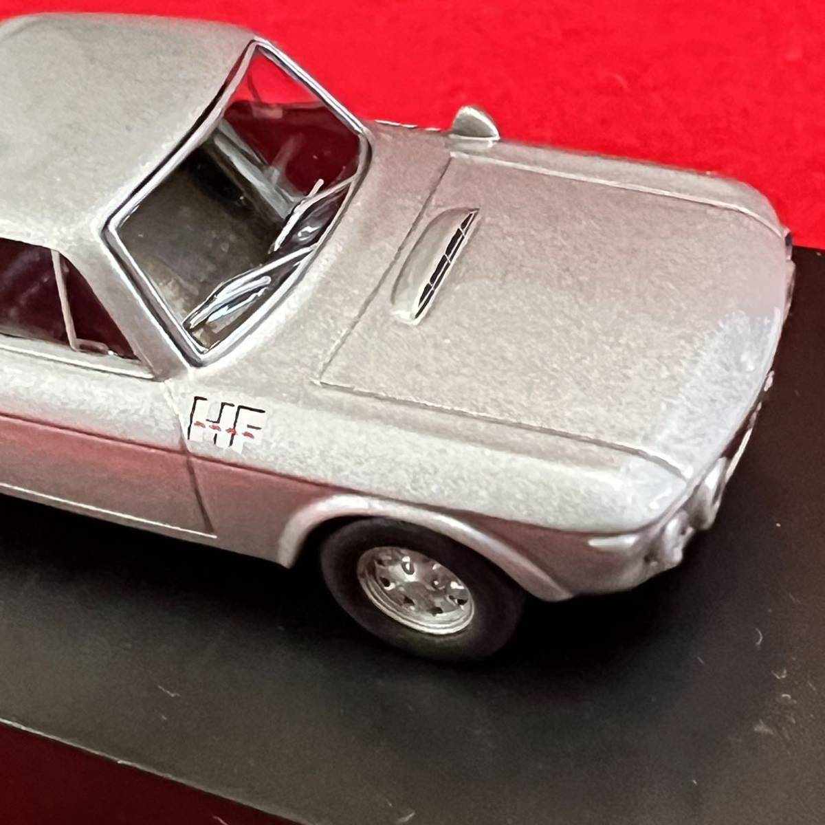 京商 1/64 Lancia Fulvia HF 1.6 silver ランチャー フルビア クーペ HF 1.6 シルバー_画像3