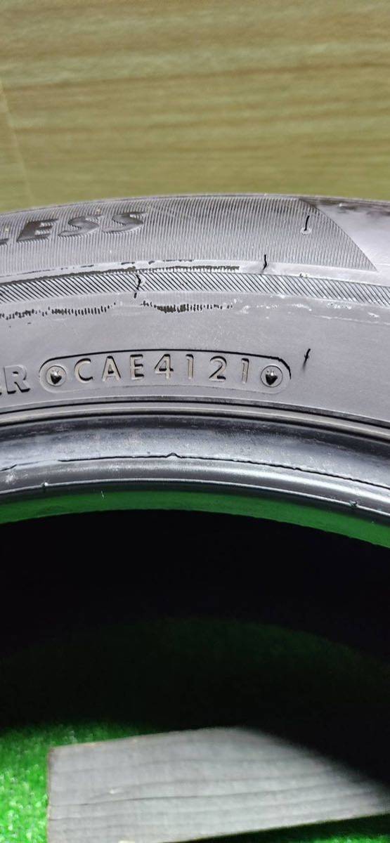 中古タイヤ　BRIDGESTONE BLIZZAK VRX2 215/60R17 96Q 2021年製造　スタッドレス　冬　アルファード　エスティマ　エクストレイル　A158_画像8