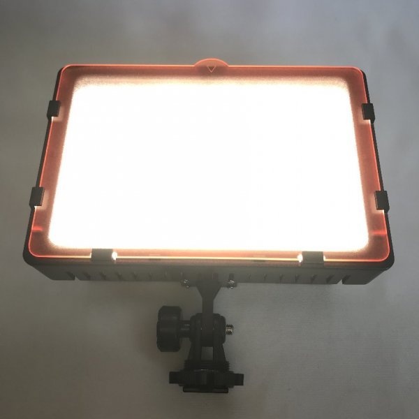 NEEWER LED VIDEO LIGHTING LEDビデオライト COLOR TEMPERATURE：5600K/3200K CN-160 ※単三電池6本使用(別売) 77 00164_画像5