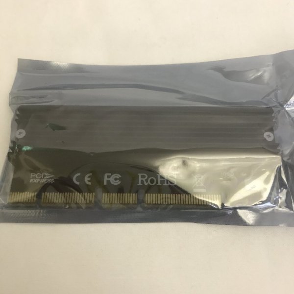 ☆未使用☆M.2 SSD(NVMe)PCIE 変換アダプタ 77 00234の画像2