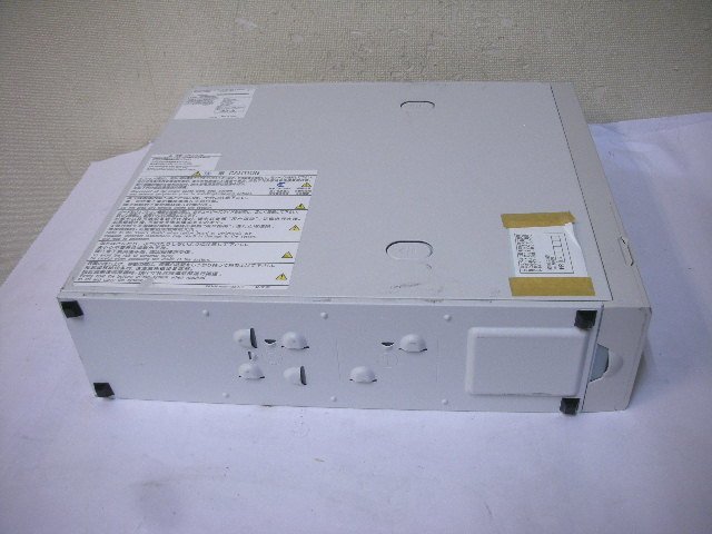 NEC Express 5800/T110i-S(N8100-2498Y)Xeon QuadCore E3 1220 V6 3GHz/8GB/SATA 2TB x 2_画像4